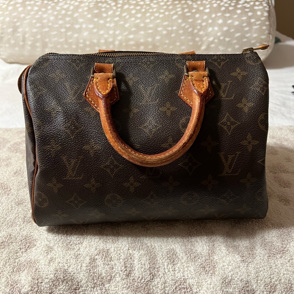 Authentic LV speedy 25